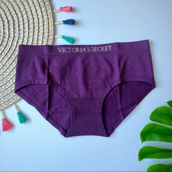 Victoria's Secret Bare Seamless Hiphugger Panty Dark Raspberry Large NEW - Picture 5 of 5